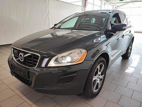 Volvo xc60 2.4d5 4x4 Summum Автомат -2011-